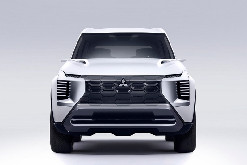 Mitsubishi представила новый кроссовер для небогатых рынков