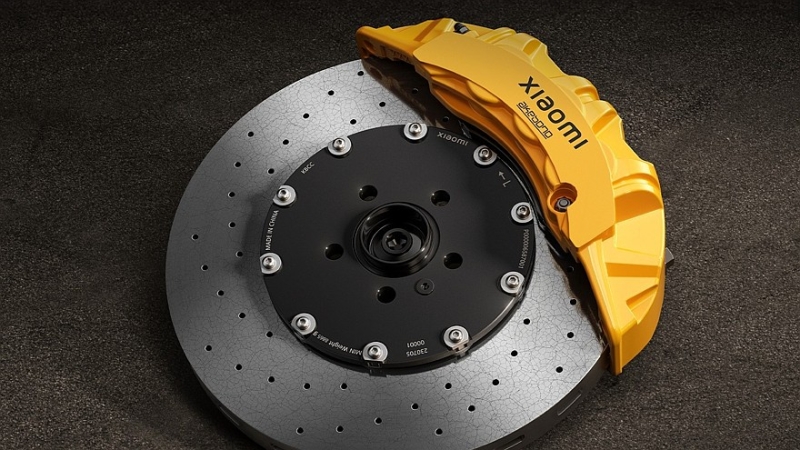 Серийный спортседан Xiaomi SU7 Ultra: три мотора, 1548 л.с. и 1,98 с до «сотни»