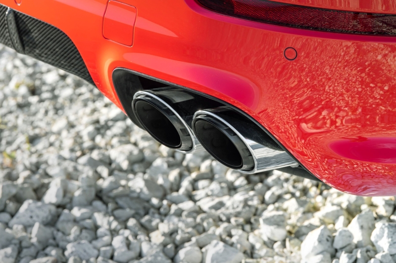 Крупнейшая фракция Европарламента выступила против запрета ДВС в 2035 году