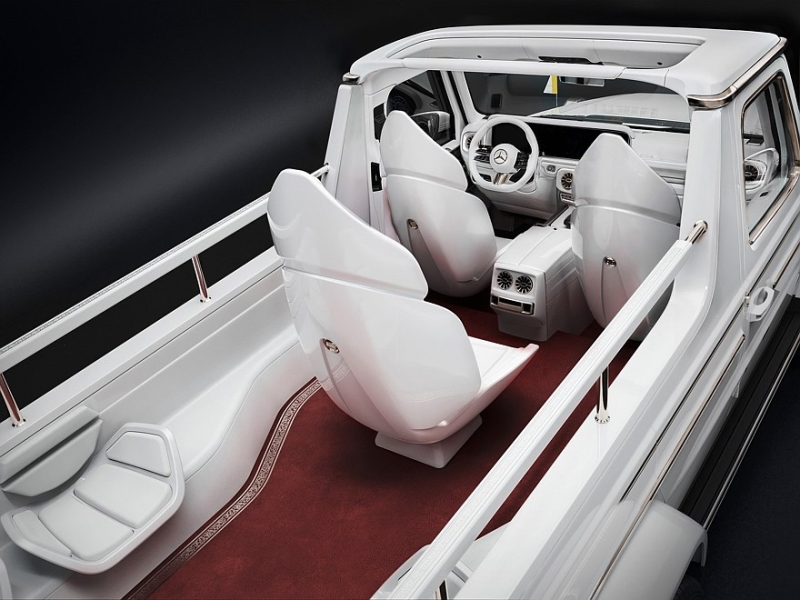 Царский трёхосный Mercedes-Benz G-класса от Carlex Design: трон, ковры и золото