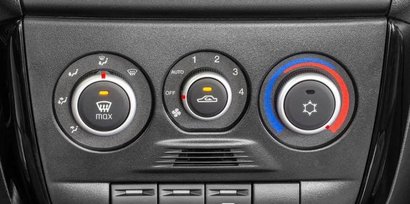 Топовой версии Lada Granta вернули климат-контроль и другие опции