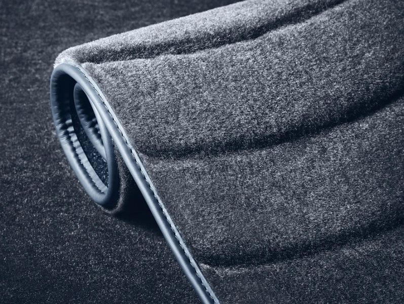 Ещё роскошнее, ещё дороже: VIP-версия Zeekr 009 теперь доступна с золотой отделкой