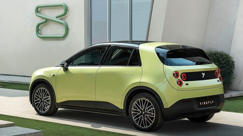 Хэтчбек Firefly выходит на рынок, чтобы отнять покупателей у Mini и smart
