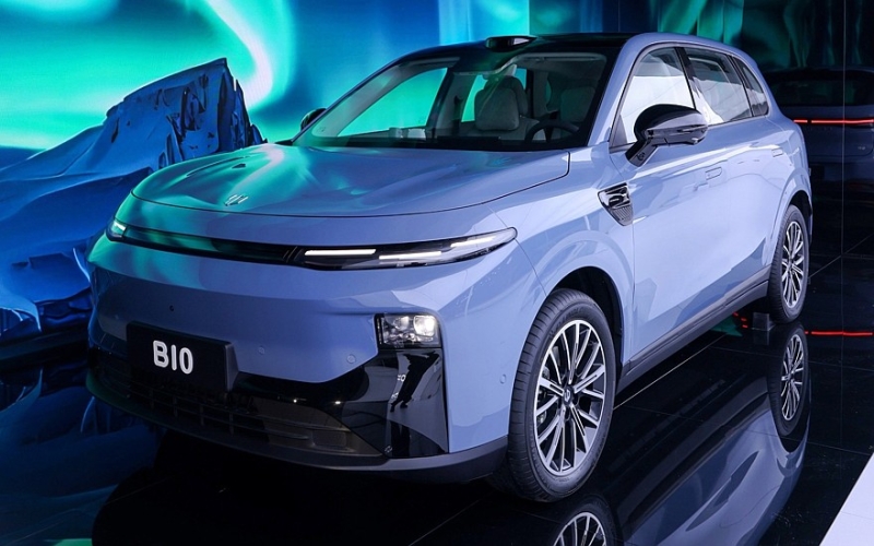 Leapmotor поможет Hongqi выпустить недорогой кроссовер и ведёт переговоры с Ferrari