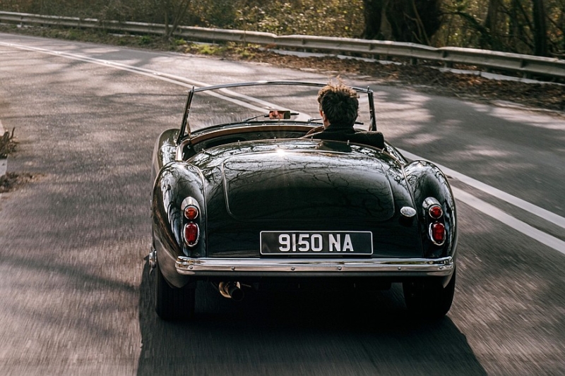 MGA Factory Edition: лёгкий рестомод от Frontline Cars с двумя моторами Ford на выбор