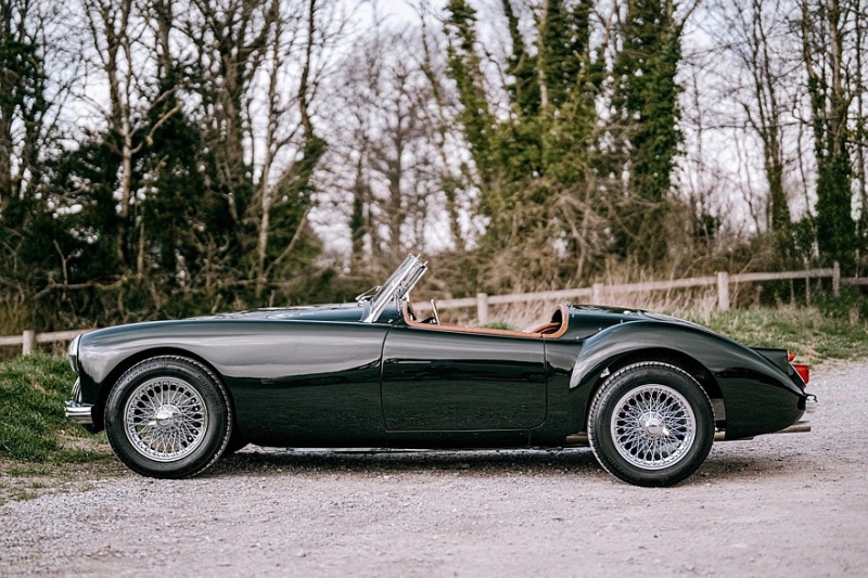 MGA Factory Edition: лёгкий рестомод от Frontline Cars с двумя моторами Ford на выбор