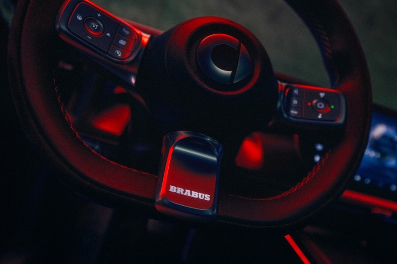 Smart #5 Brabus: полный привод, 646 л.с., 3,8 секунды до «сотни» и высокая цена