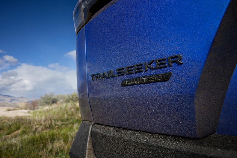 Subaru готовит новый кроссовер: первый тизер Trailseeker