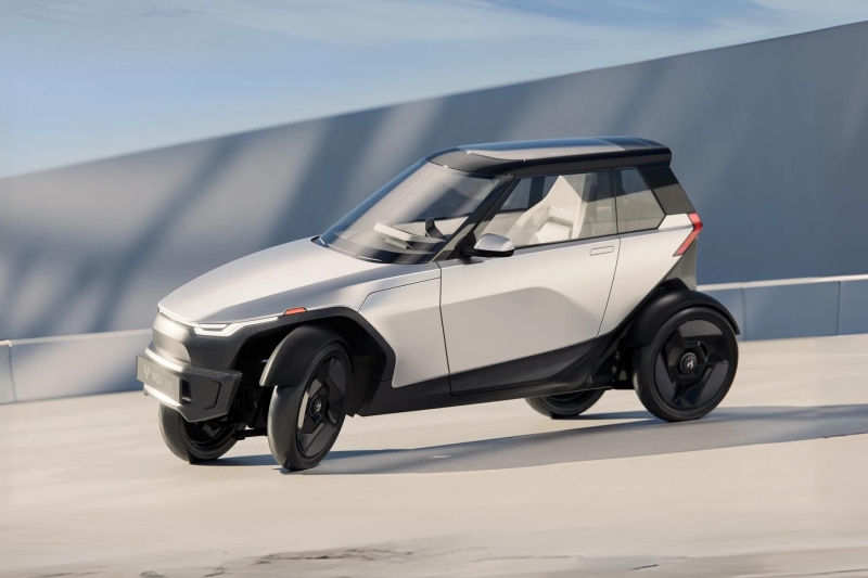 В повороты с ветерком: YKS1 One объединил преимущества машины и мотоцикла