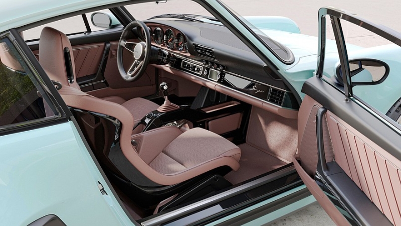 Очередной крутой Porsche 911 от Singer: широкий кузов, четыре фары и атмосферные 426 л.с.