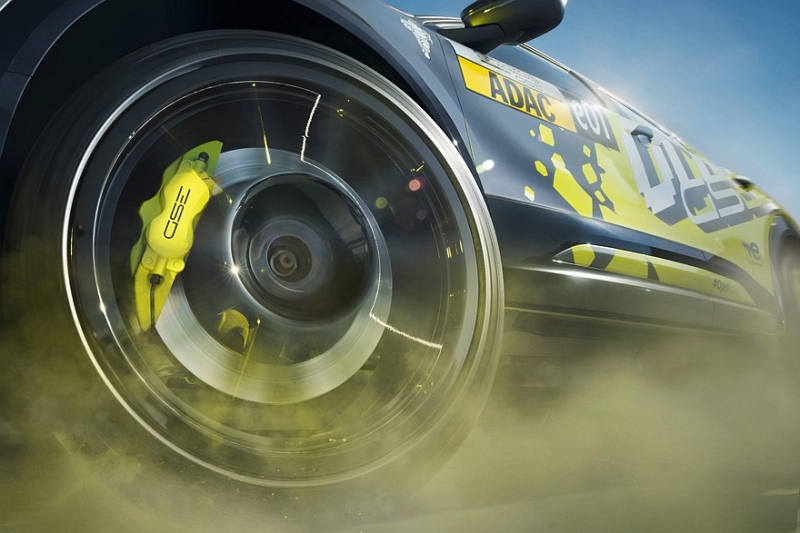 Раллийный кроссовер намекнул на «заряженную» версию Opel Mokka