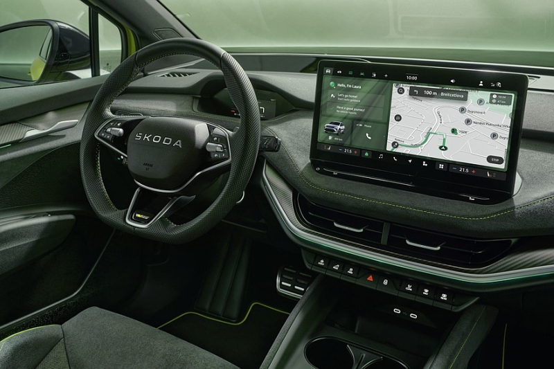 Топовые кроссоверы: Skoda рассекретила обновлённые Enyaq RS и Enyaq Coupe RS