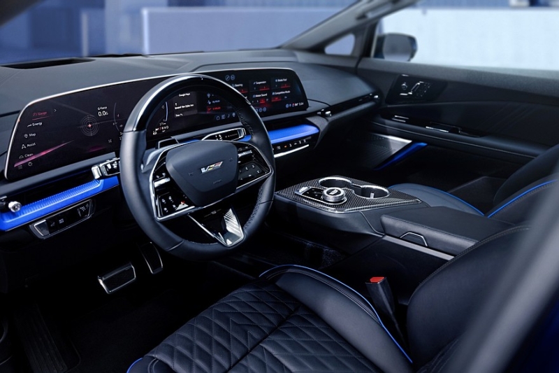 Cadillac Optiq-V: двухмоторная топ-версия, которой Китай оказался недостоин