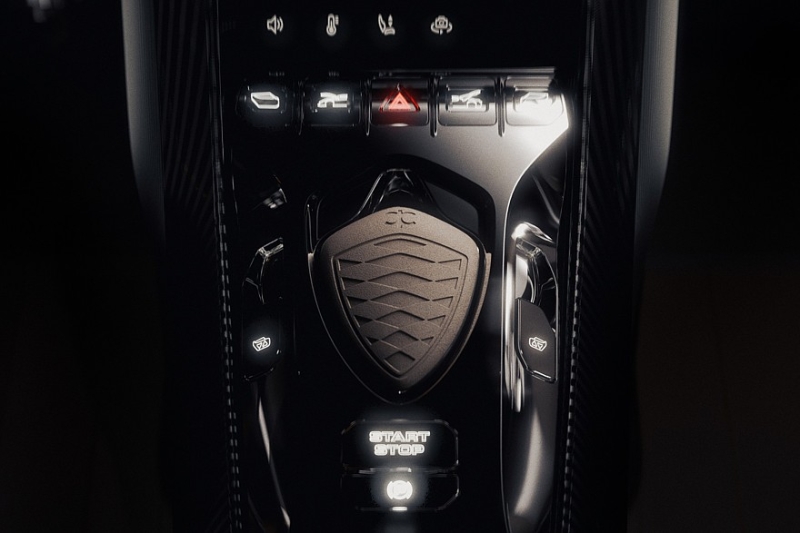 Koenigsegg Sadair's Spear: лошадиная фамилия, облегчённый кузов и 1625-сильный V8