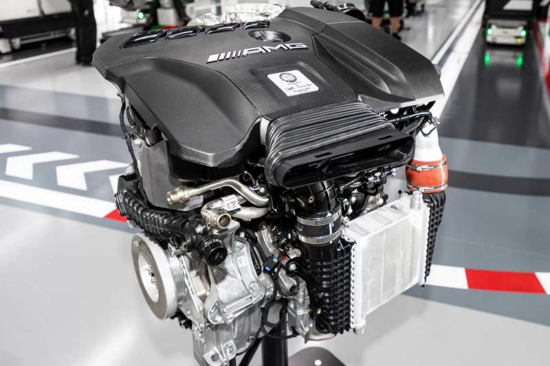 Mercedes-AMG откажется от 4-цилиндрового мотора, дальше только 6 либо 8 цилиндров