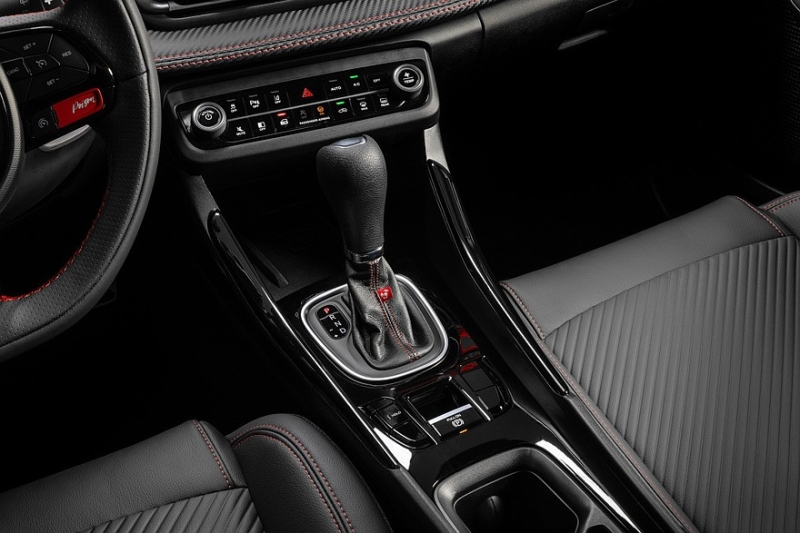 Обновлённый кроссовер Fiat Pulse: теперь и «горячая» версия от Abarth