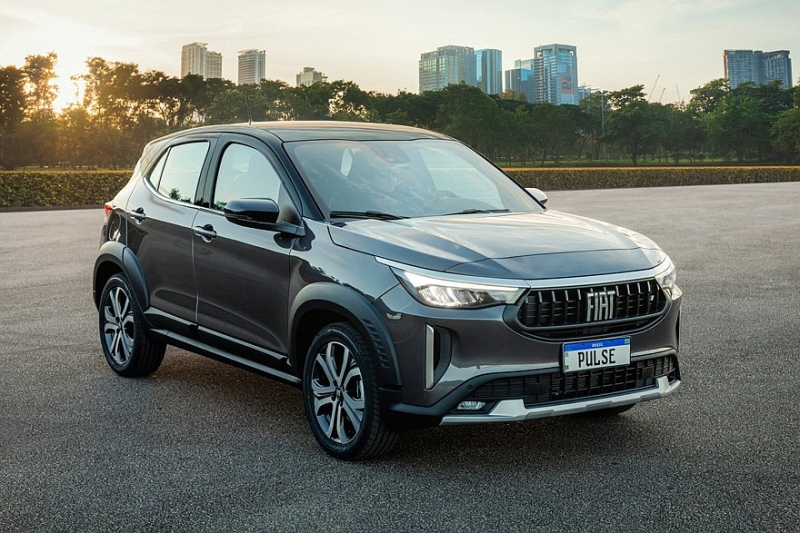 Обновлённый кроссовер Fiat Pulse: теперь и «горячая» версия от Abarth