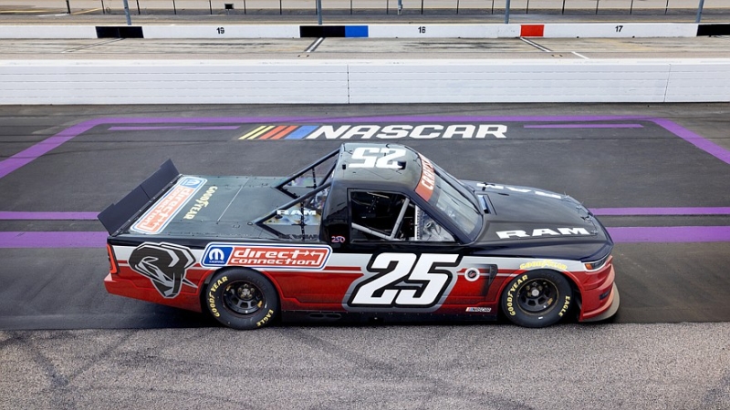 Ram вернулся в автоспорт и подготовил гоночный концепт своего пикапа 1500