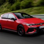Volkswagen Golf GTI отмечает 50-летие юбилейной версией с форсированным мотором