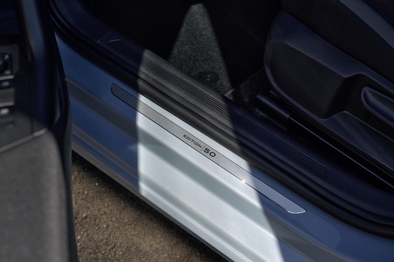 Volkswagen Polo обзавёлся юбилейной спецверсией в честь 50-летия