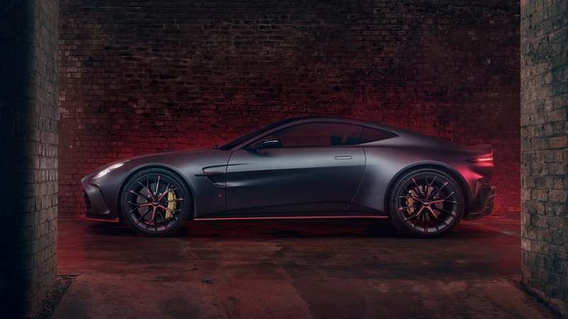 Aston Martin представил более мощный и быстрый суперкар Vantage S