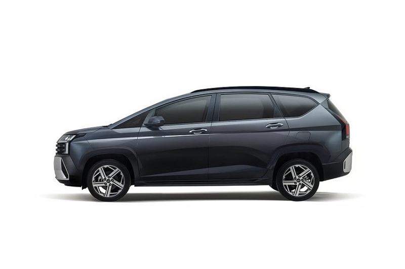 Компактвэн Hyundai Stargazer и его кросс-версия стали брутальнее после рестайлинга