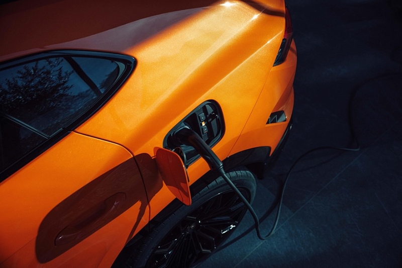 Lamborghini Urus нового поколения останется гибридом, разработка «электрички» отложена