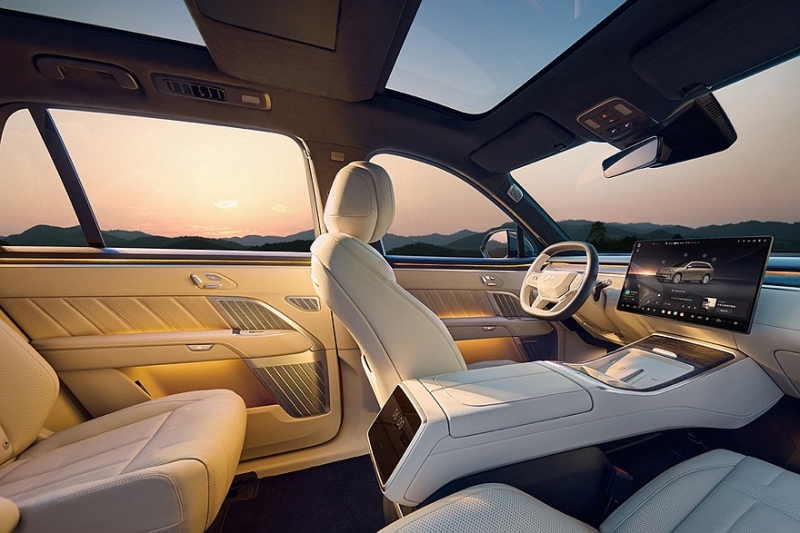 Nio готовится вывести на рынок большой кроссовер Onvo L90: рассекречен интерьер