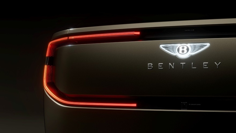 Программный концепт Bentley EXP 15: асимметричное кросс-купе без круглых фар