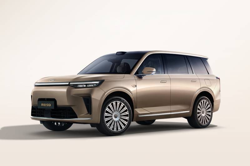 Флагманский трёхрядный кроссовер GAC Trumpchi S9 выходит на рынок