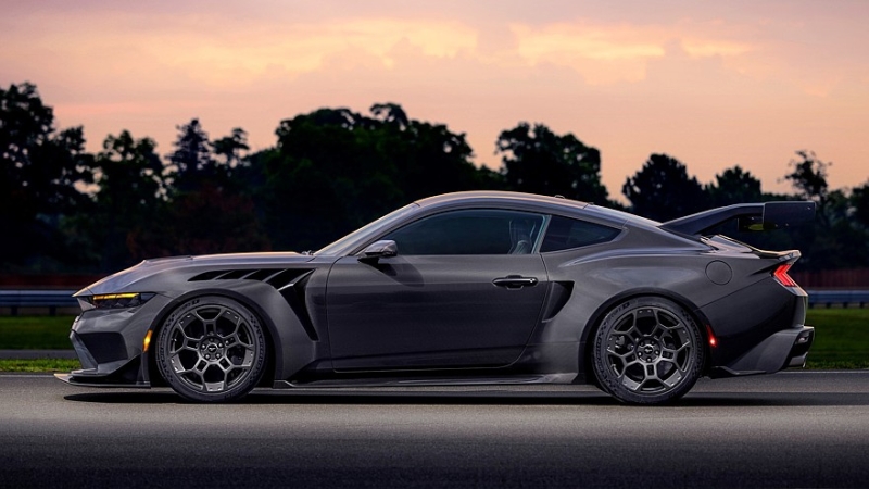 Ford Mustang GTD Liquid Carbon: облегчённая версия самого быстрого в истории пони-кара