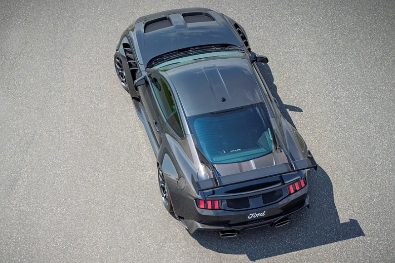 Ford Mustang GTD Liquid Carbon: облегчённая версия самого быстрого в истории пони-кара