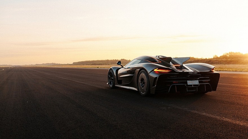 Koenigsegg Jesko Absolut установил новый рекорд 0-400-0, утерев нос Rimac Nevera R