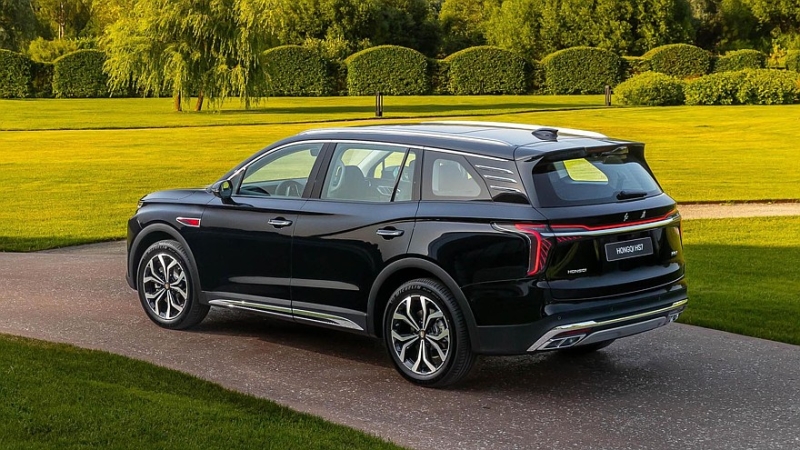 Кроссовер Hongqi HS7 второго поколения выходит на российский рынок, цены известны