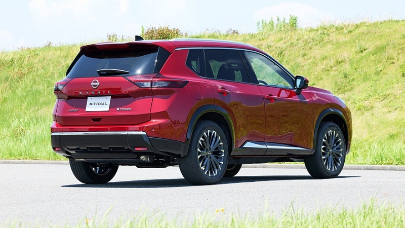 Nissan X-Trail обновился и обзавёлся версиями Nismo и Rock Creek в Японии