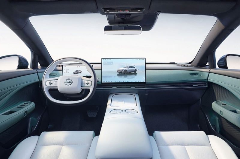 Новый седан Nissan N6 показали на официальных фото