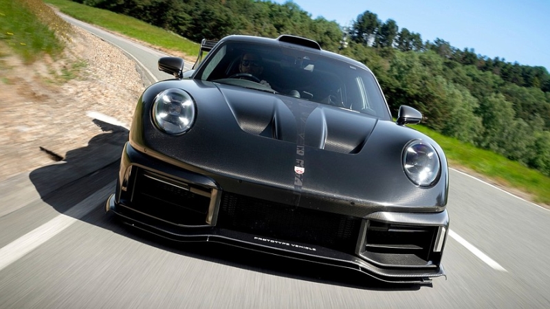 RML GT Hypercar на базе Porsche 911 Turbo S: располневший кузов и 920 л.с.