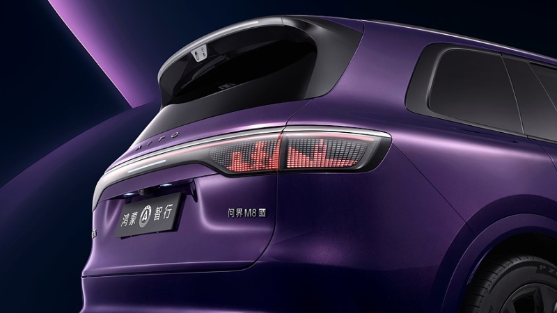 Ставший хитом гибридный кроссовер AITO M8 обрёл чисто электрическую версию