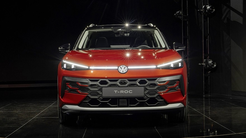 Volkswagen рассекретил кроссовер T-Roc нового поколения, цена известна