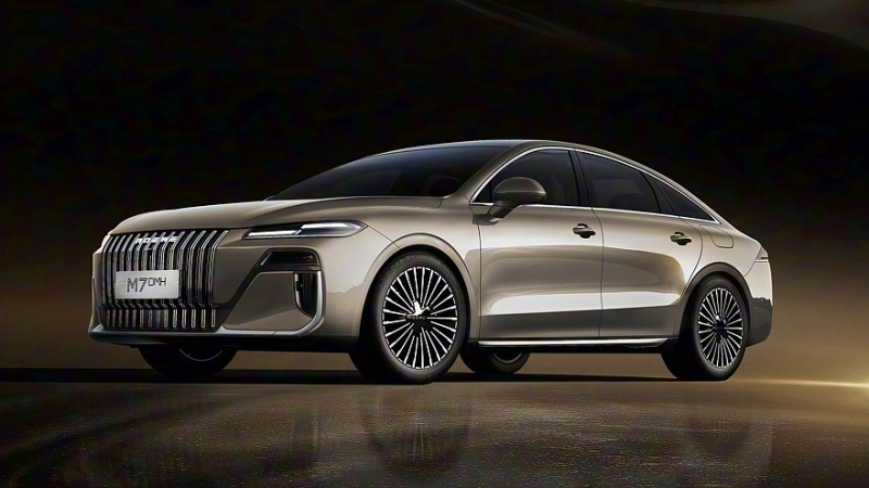Бизнес-седан Roewe M7 выходит на рынок: дёшево и при этом богато