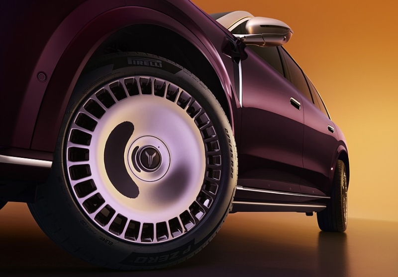 Флагманский кроссовер Voyah показался на новых официальных фото. Вероятно, доберётся до РФ