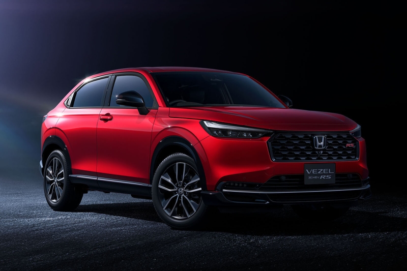 Honda рассекретила «подогретый» гибридный кроссовер Vezel RS, цены известны
