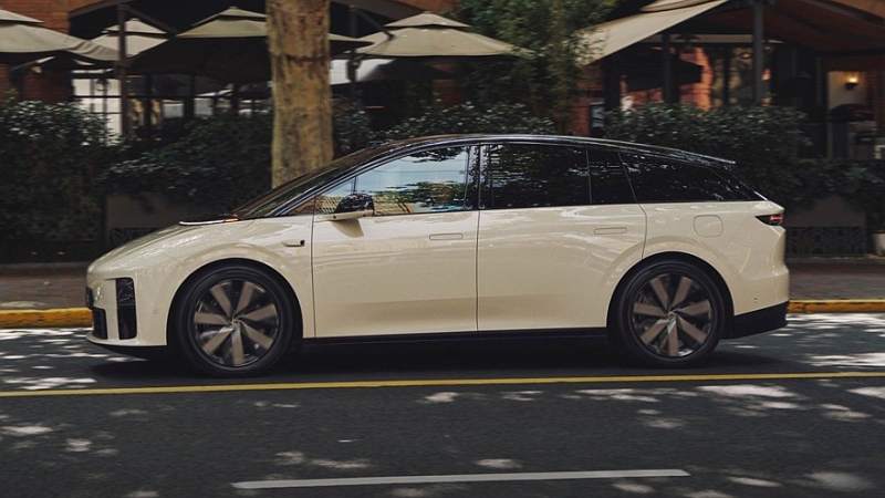 Кроссовер Li i6 появился в продаже в Китае пока что в единственной версии