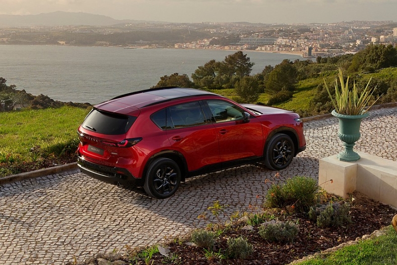 Кроссовер Mazda CX-5 нового поколения доступен к заказу: оснащение и цены