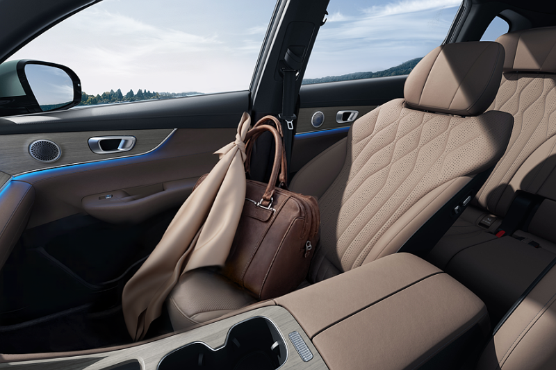 Кроссовер Tenet T8 выходит на российский рынок: цены и комплектации