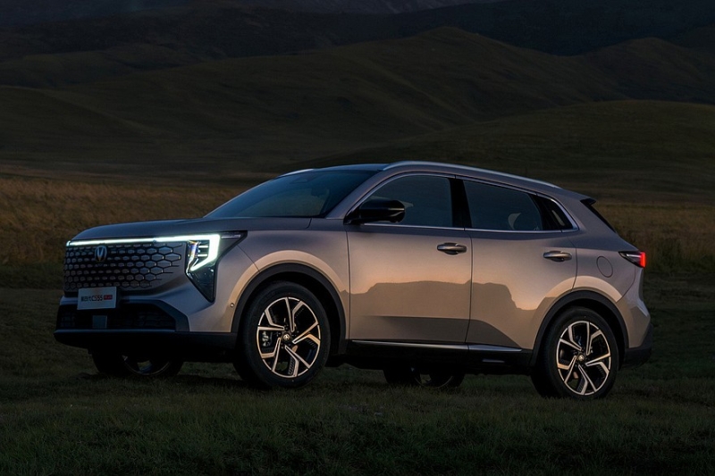 Новый Changan CS55 Plus поступил в продажу: солиднее, богаче и со скидками