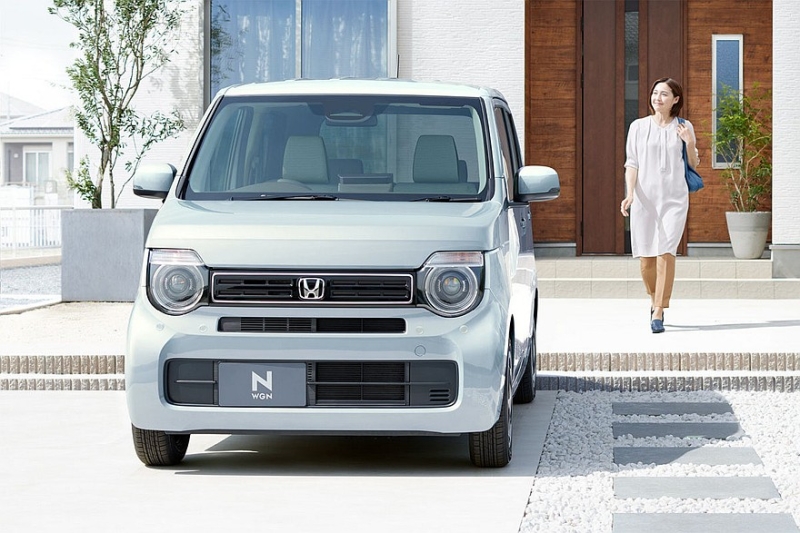 Обновлён теряющий покупателей компакт Honda N-WGN