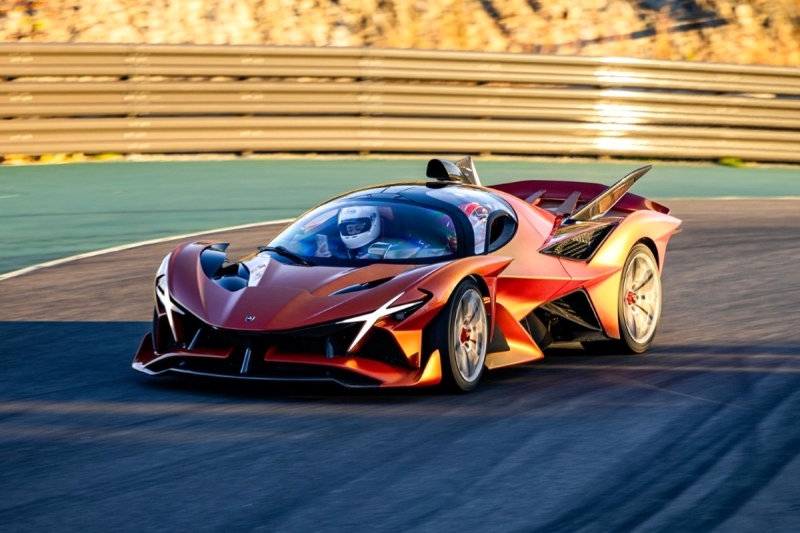 Похожий на ксеноморфа суперкар Apollo Evo с мотором V12 показался в серийном виде