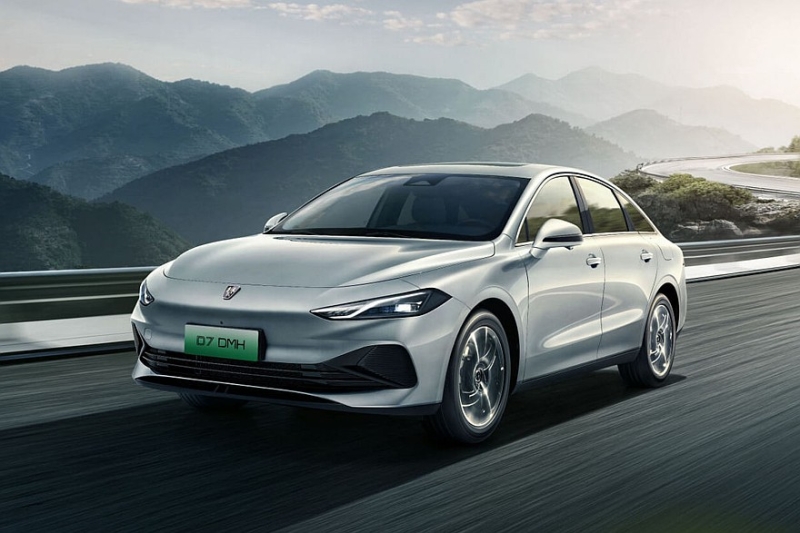 Представлен седан MG 8: очередной клон, причём не первой свежести