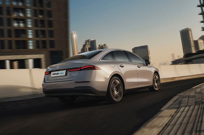 Представлен седан MG 8: очередной клон, причём не первой свежести